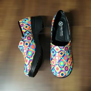 NWT Easy Street Slip-Resistant & Non-Marking Nurse/Chef Shoes size 10W